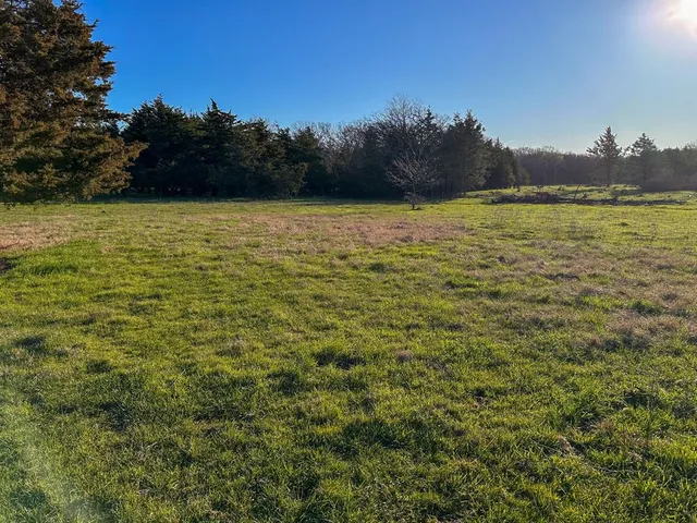 a view of a lake view