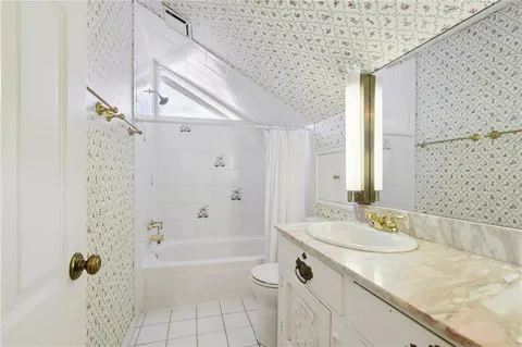 $920,000 | 5528 Pitt Street, New Orleans, LA 70115