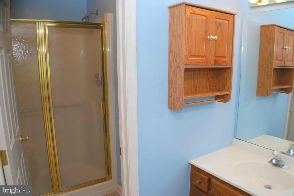 7129 Poole Jones Road Frederick, MD 21702 - Photo 10 of 15 Bath (Master)