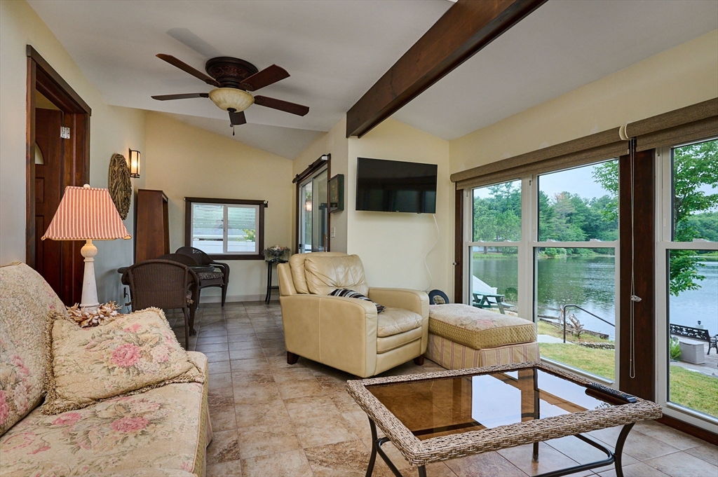 238 Dox Road Westfield, MA 01085 - Photo 12 of 31