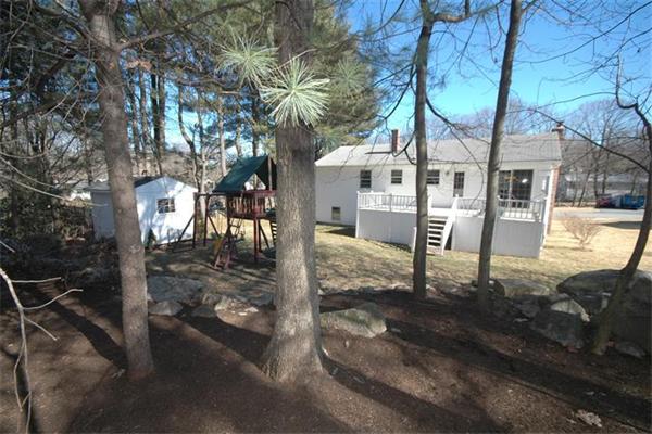 52 Dufton Road Andover, MA 01810 - Photo 23 of 25 Gallery Image 23