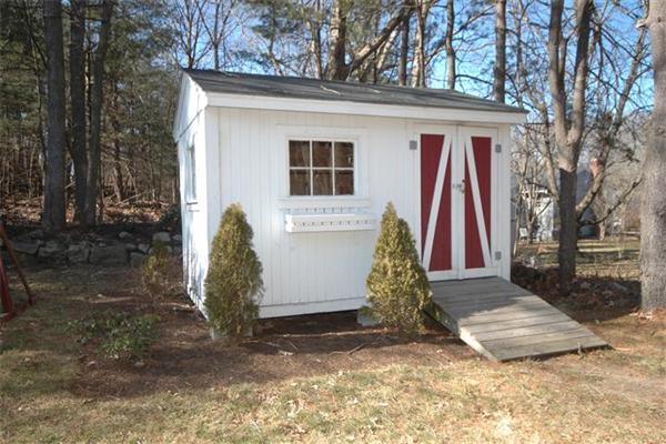 52 Dufton Road Andover, MA 01810 - Photo 24 of 25 Gallery Image 24