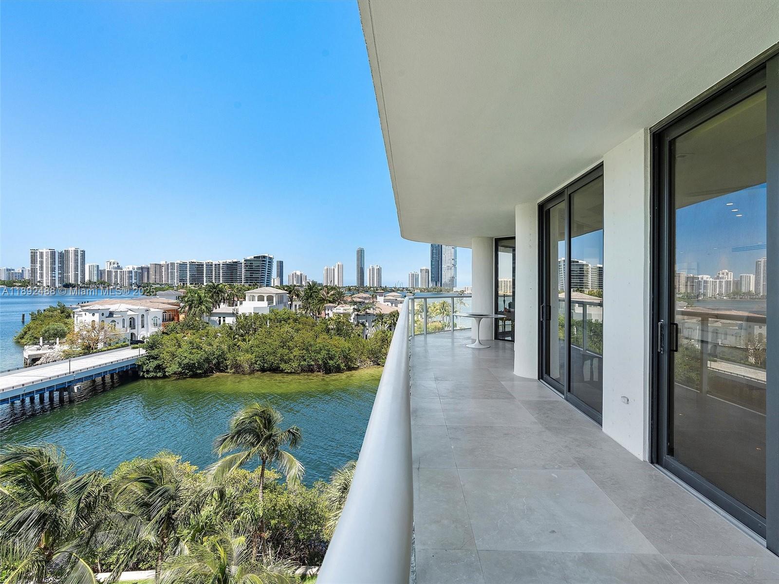 4000 Island Boulevard, Unit 606 Aventura, FL 33160 - Photo 33 of 36