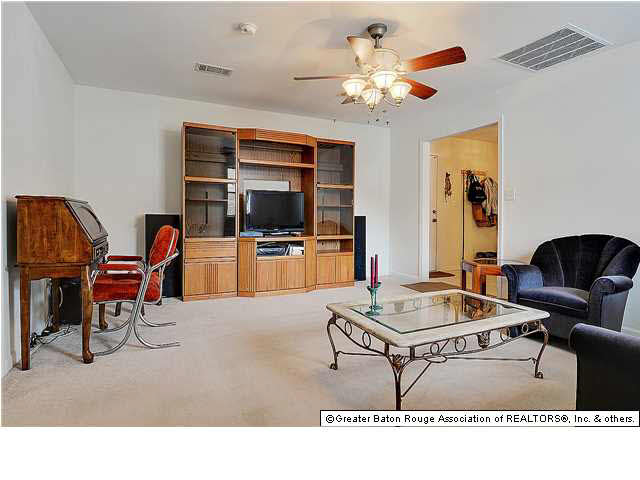 30575 Oak Crest Road Walker, LA 70785 - Photo 3 of 9 Gallery Image 3