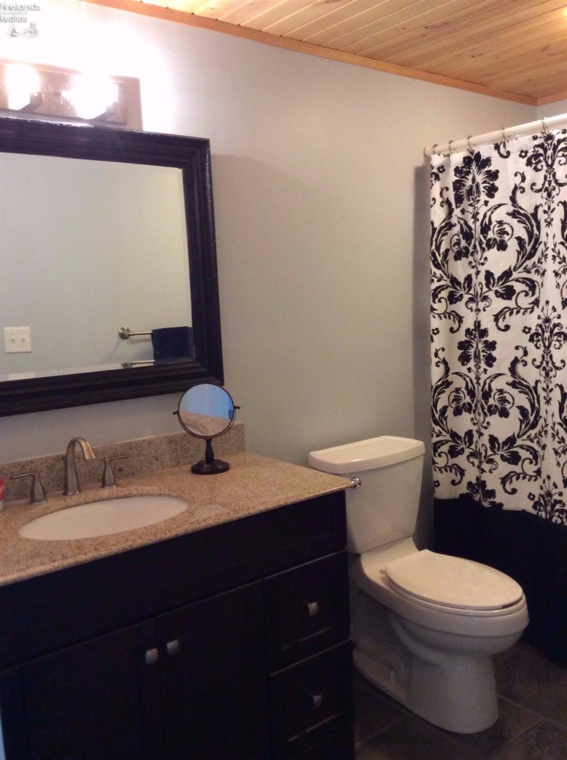 1932 Baker Road Fremont, OH 43420 - Photo 8 of 10 Gallery Image 8