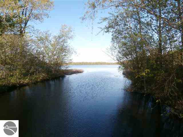 1950 Waterview Way Crystal, MI 48818 - Photo 15 of 18 1770236-14.JPG