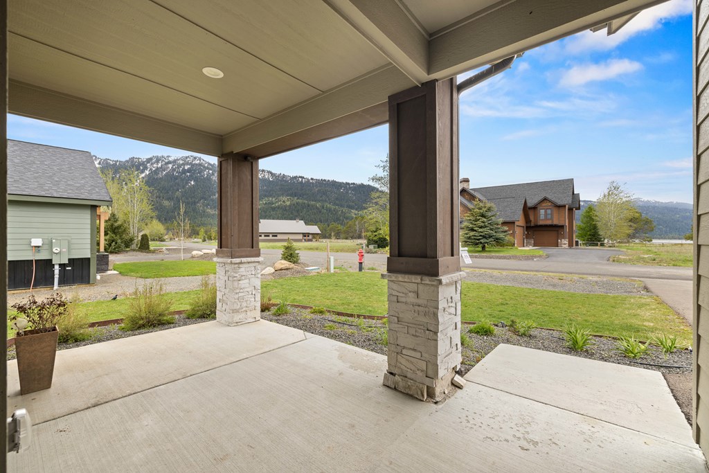 13124 Hawks Bay Road Donnelly, ID 83615 - Photo 38 of 50