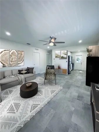 $2,275 | 213 Southwest 1st Court, Unit 213, Dania Beach, FL 33004