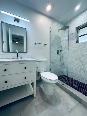 $2,275 | 213 Southwest 1st Court, Unit 213, Dania Beach, FL 33004