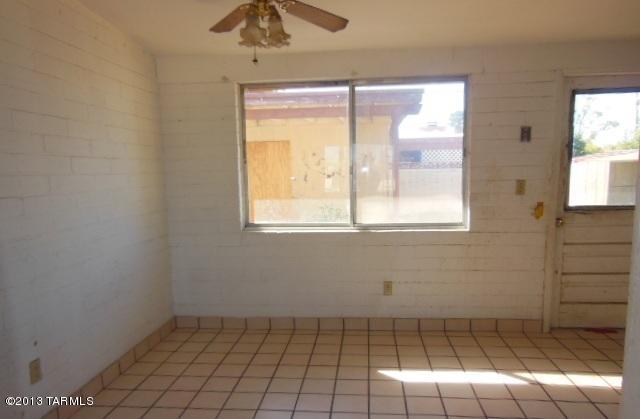 31 West Corona Road Tucson, AZ 85756 - Photo 11 of 28