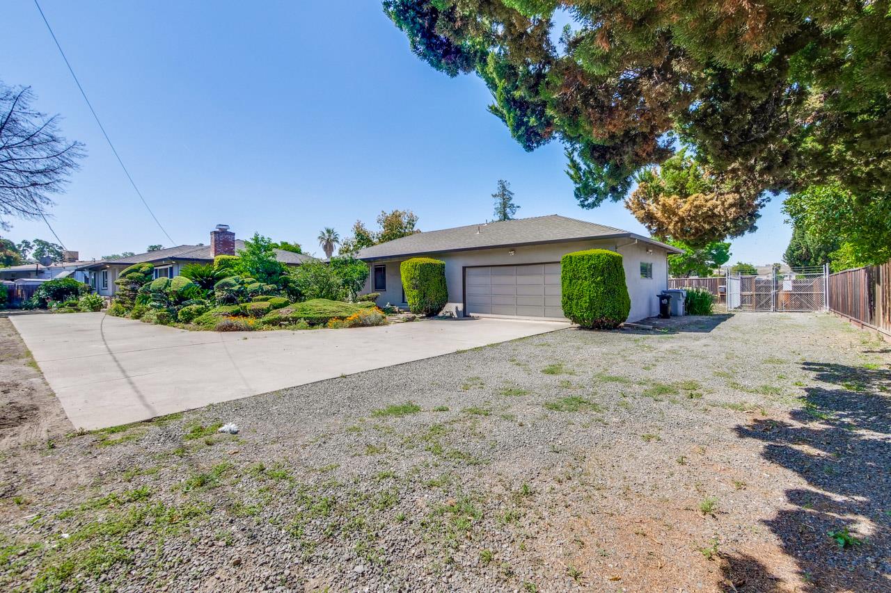 2738 Cramer Circle San Jose, CA 95111 - Photo 5 of 63