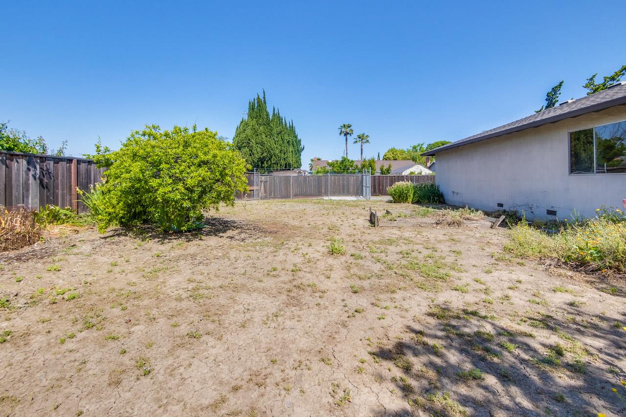 2738 Cramer Circle San Jose, CA 95111 - Photo 10 of 63