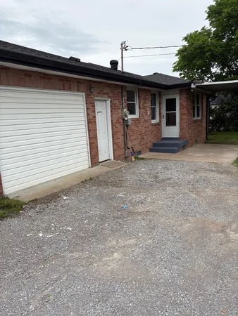 $1,795 | 809 Castle Heights Avenue, Lebanon, TN 37087