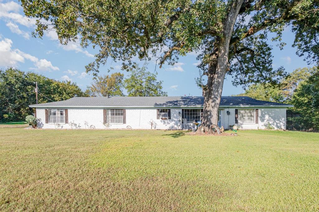 18888 Highway 274 Kemp, TX 75143 - Photo 2 of 30 front view of a house with a yard