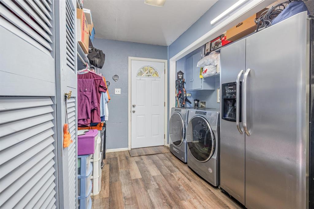 18888 Highway 274 Kemp, TX 75143 - Photo 25 of 30 a utility room with dryer and washer