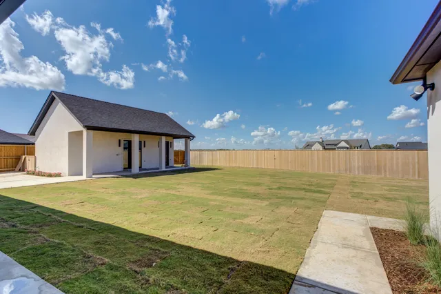 $1,249,500 | 7710 46th Street, Lubbock, TX 79407
