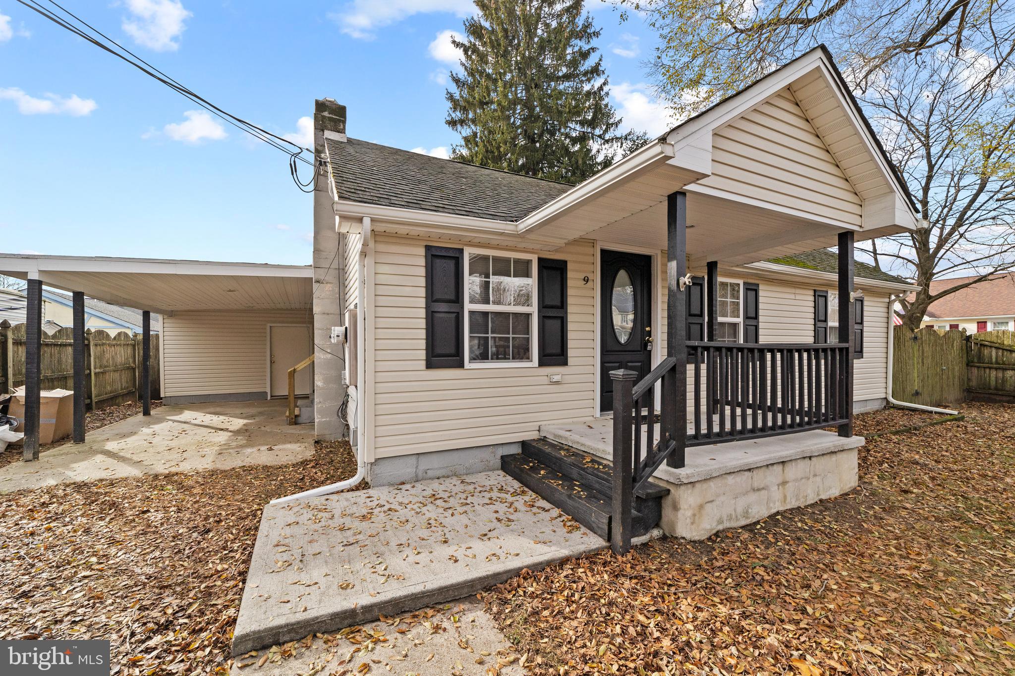 9 Nottingham Road Pennsville, NJ 08070 - Photo 3 of 25