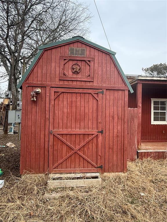 125 1st Street Whitney, TX 76692 - Photo 4 of 29