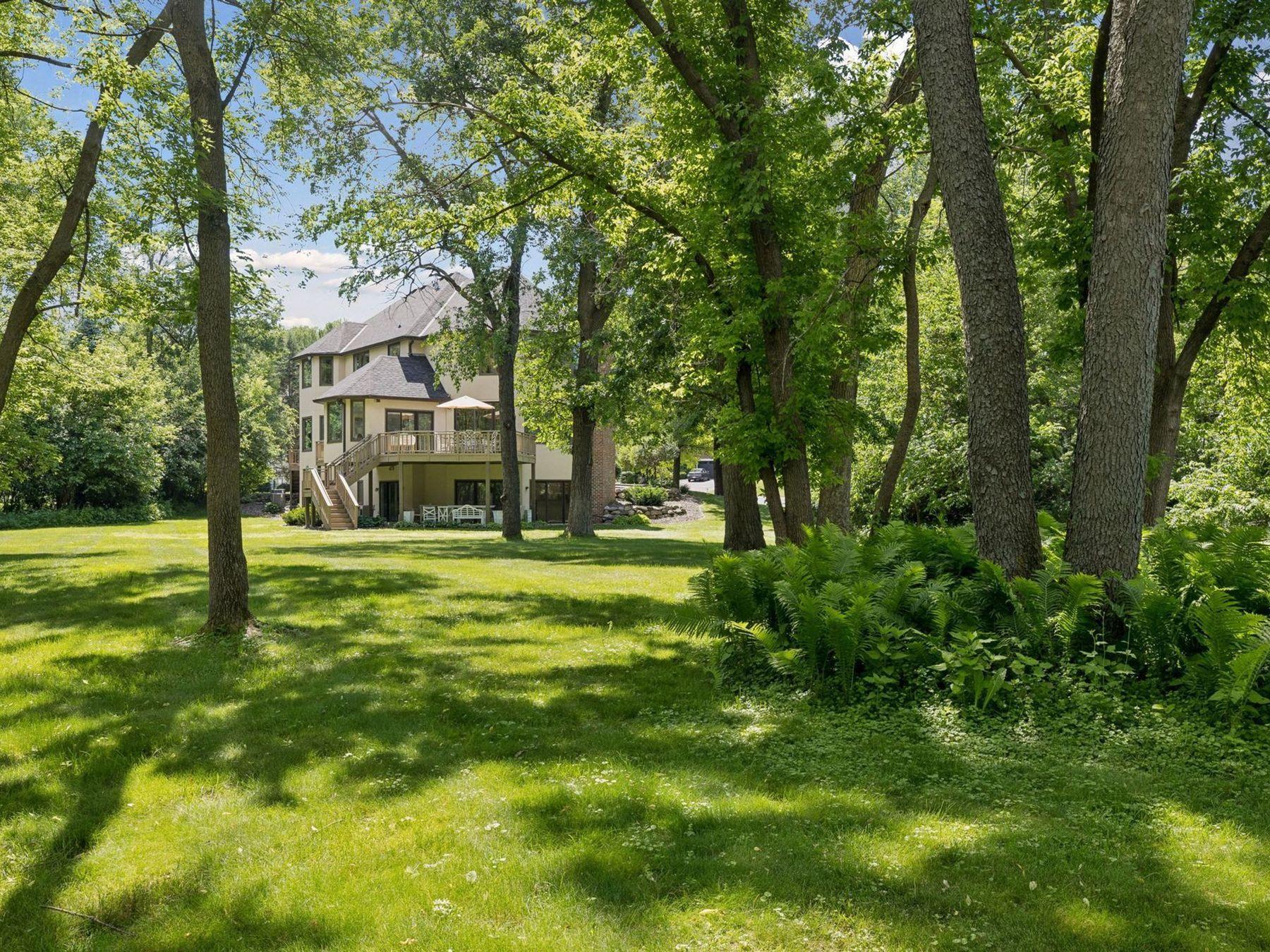 8803 Cove Pointe Road Eden Prairie, MN 55347 - Photo 60 of 71