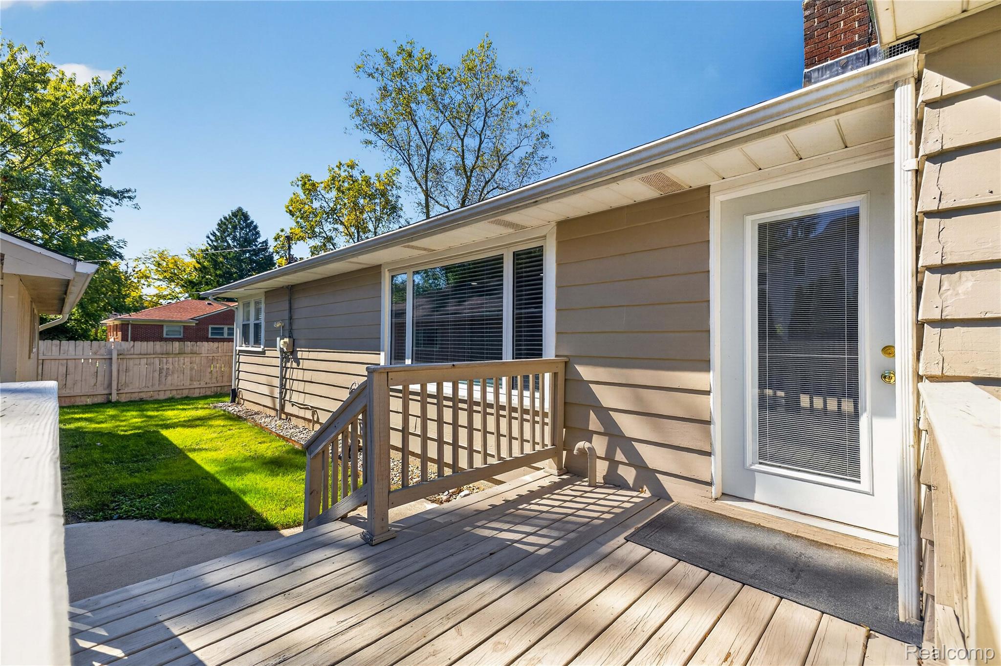 21263 Meridian Road Grosse Ile, MI 48138 - Photo 24 of 28 21263 Meridian, Grosse Ile (31 of 35).jpg