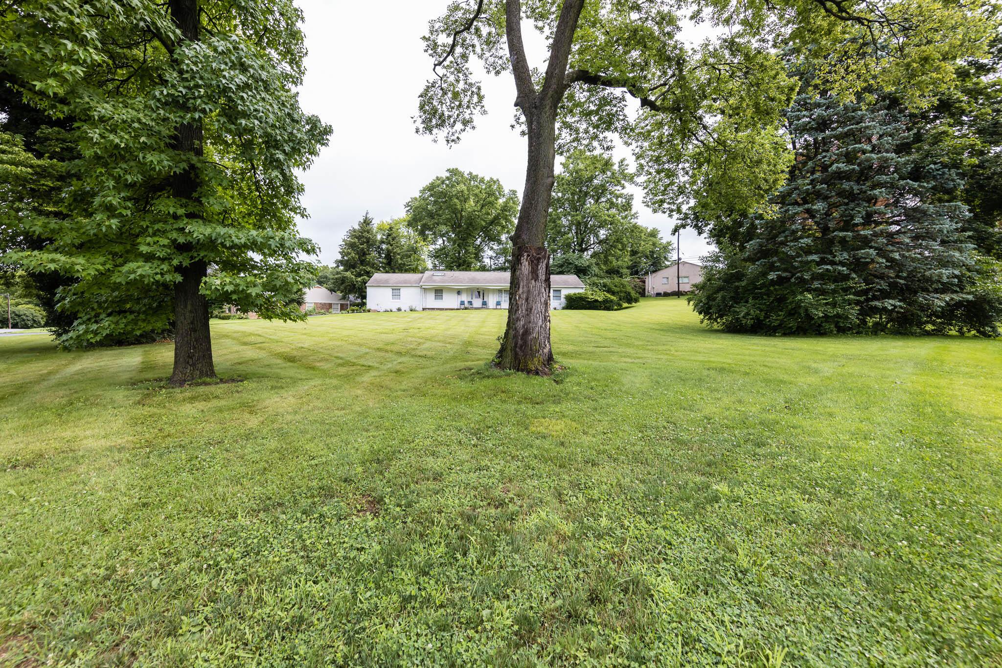 2840 Charing Road Upper Arlington, OH 43221 - Photo 7 of 39 2840 Charing Rd-05