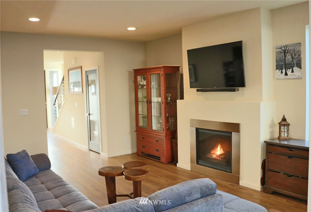 4123 171st Street Southeast Bothell, WA 98012 - Photo 4 of 25