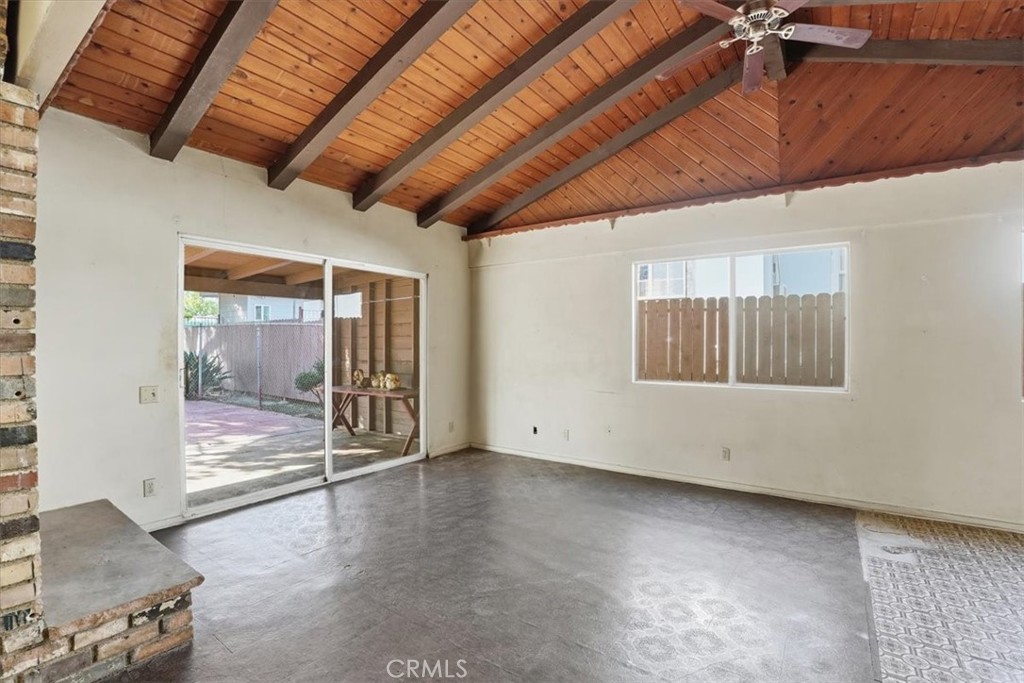 11357 Orcas Avenue Lakeview Terrace, CA 91342 - Photo 12 of 45