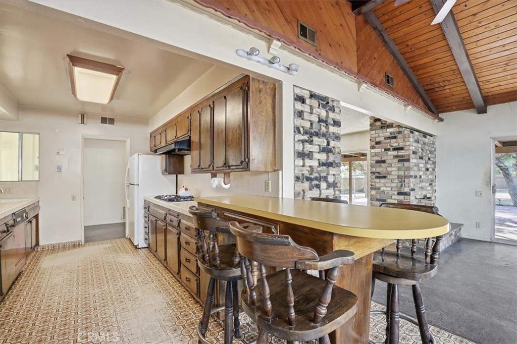 11357 Orcas Avenue Lakeview Terrace, CA 91342 - Photo 14 of 45