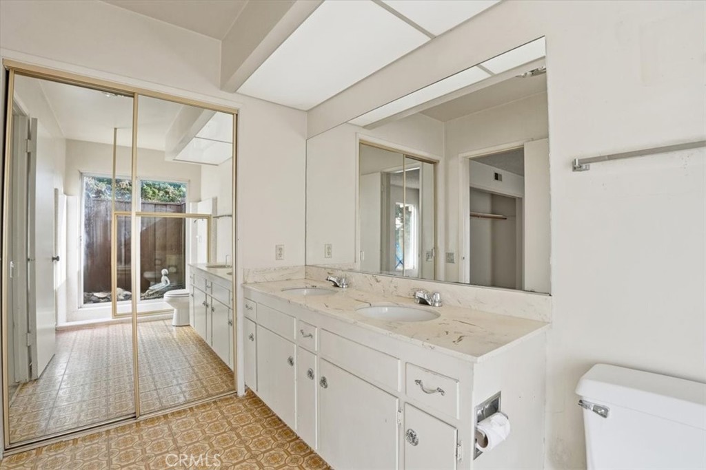 11357 Orcas Avenue Lakeview Terrace, CA 91342 - Photo 28 of 45