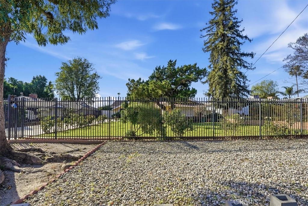 11357 Orcas Avenue Lakeview Terrace, CA 91342 - Photo 38 of 45