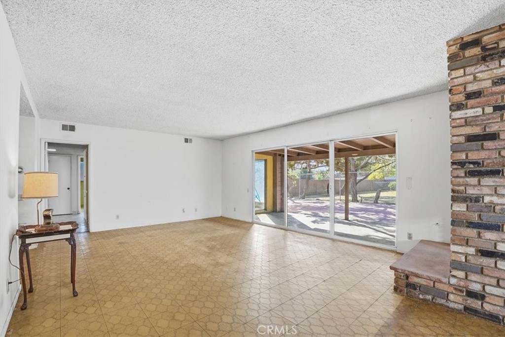 11357 Orcas Avenue Lakeview Terrace, CA 91342 - Photo 8 of 45