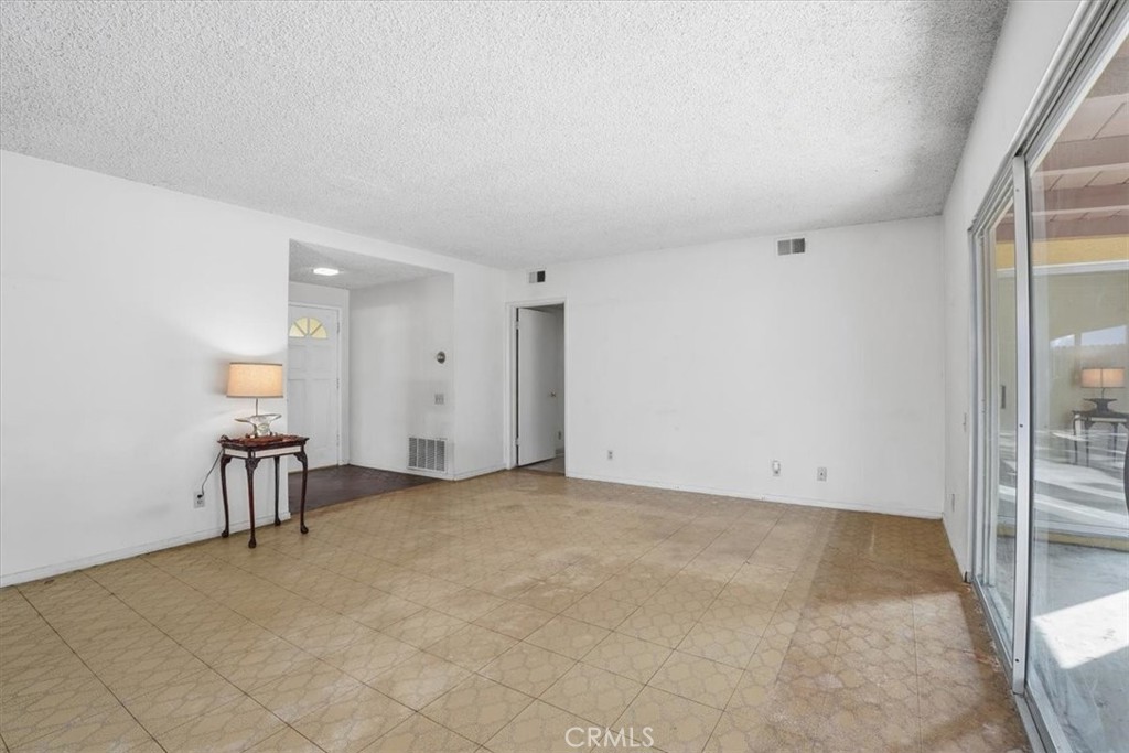 11357 Orcas Avenue Lakeview Terrace, CA 91342 - Photo 9 of 45