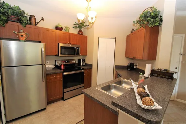 $1,675 | 2245 Chianti Place, Unit 726, Palm Harbor, FL 34683