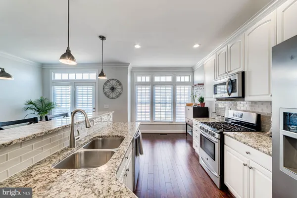 $4,000 | 947 Harrison Circle, Alexandria, VA 22304