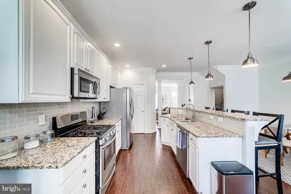 $4,000 | 947 Harrison Circle, Alexandria, VA 22304