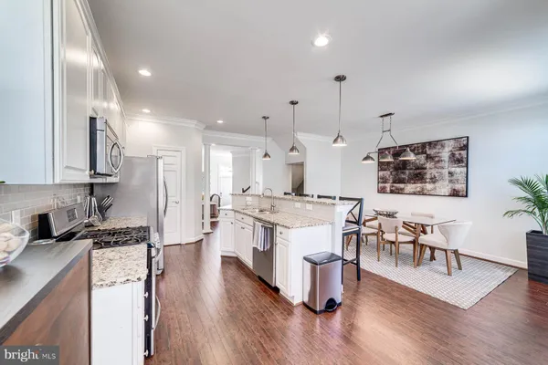 $4,000 | 947 Harrison Circle, Alexandria, VA 22304