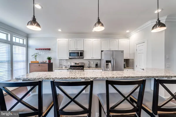 $4,000 | 947 Harrison Circle, Alexandria, VA 22304