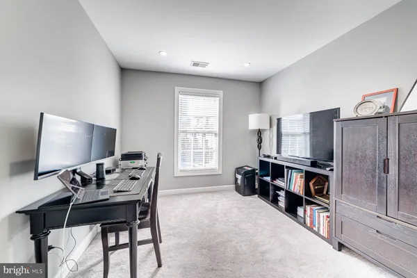 $4,000 | 947 Harrison Circle, Alexandria, VA 22304