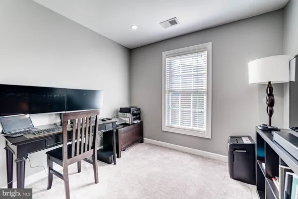 $4,000 | 947 Harrison Circle, Alexandria, VA 22304