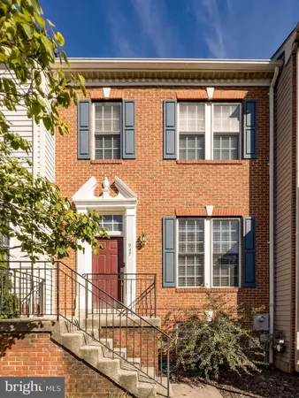 $4,000 | 947 Harrison Circle, Alexandria, VA 22304