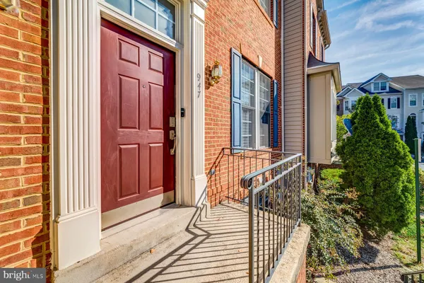 $4,000 | 947 Harrison Circle, Alexandria, VA 22304