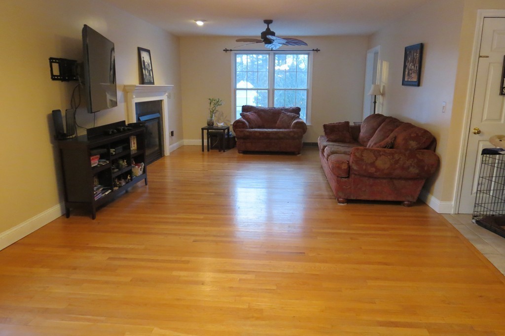 170 Pontoosic Road Westfield, MA 01085 - Photo 4 of 17 Gallery Image 4