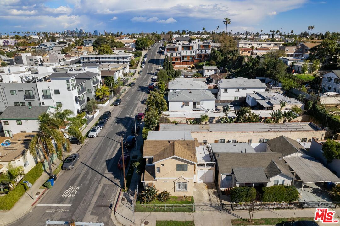 1650 South Rimpau Boulevard Los Angeles, CA 90019 - Photo 46 of 52 an aerial view of a city