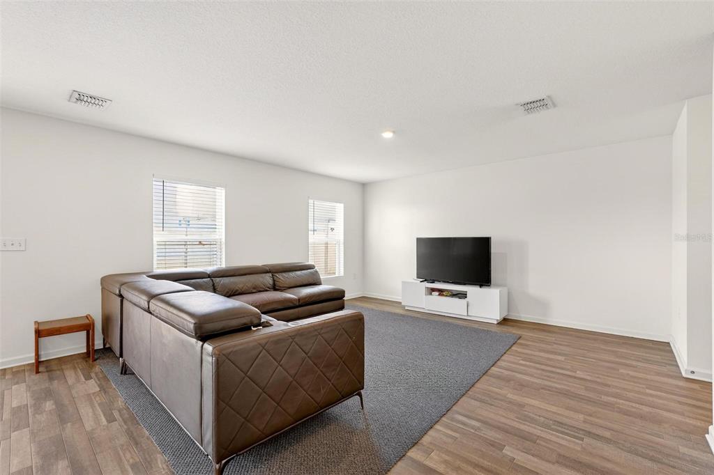 1665 Minnesota Road Sumterville, FL 33585 - Photo 10 of 44