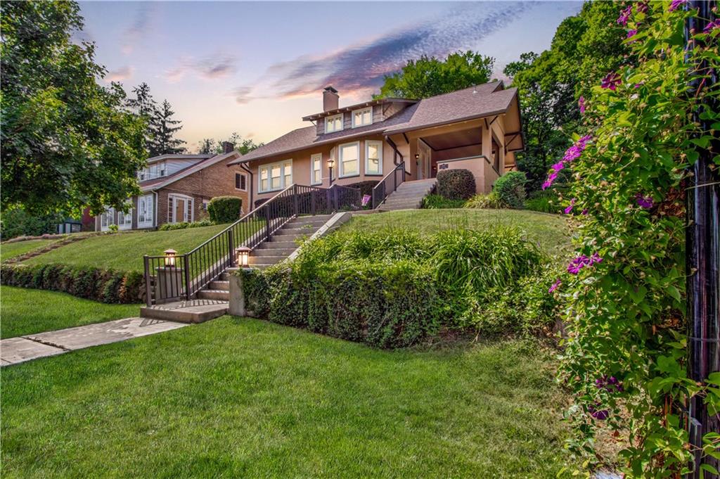 207 Alden Road Rosslyn Farms, PA 15106 - Photo 1 of 25 Gallery Image 1