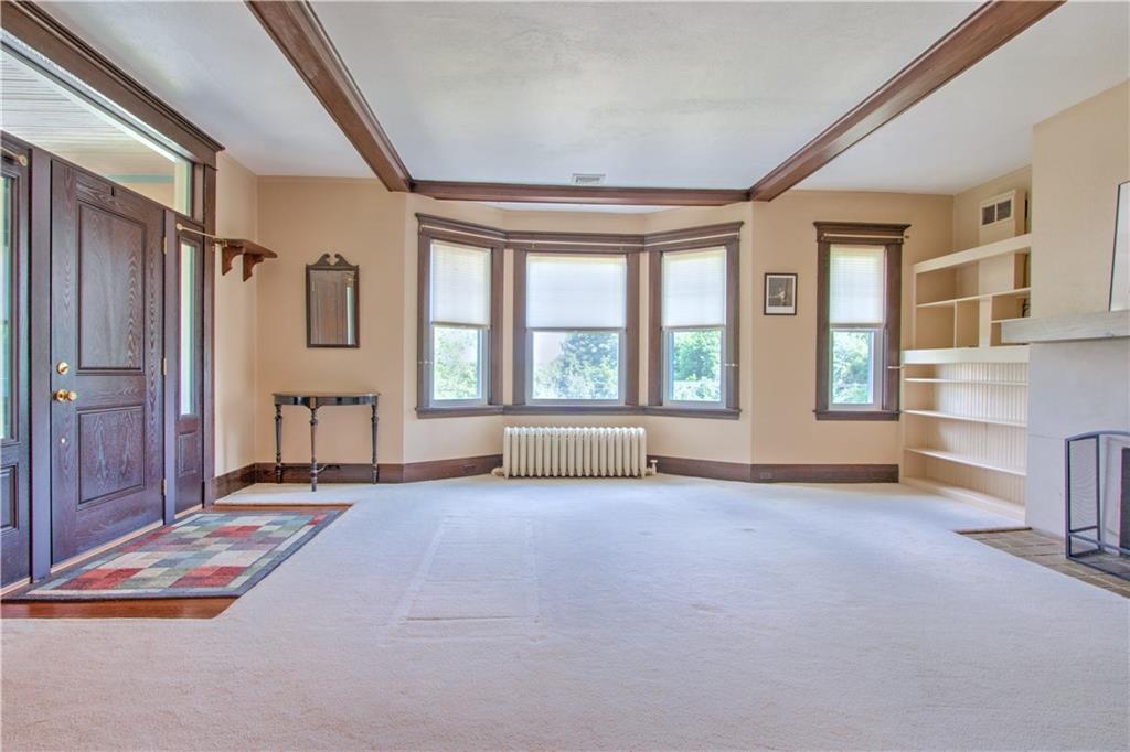 207 Alden Road Rosslyn Farms, PA 15106 - Photo 2 of 25 Gallery Image 2