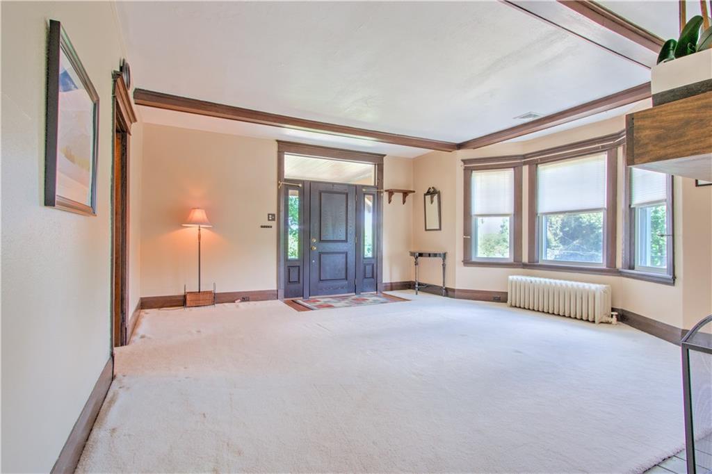 207 Alden Road Rosslyn Farms, PA 15106 - Photo 3 of 25 Gallery Image 3