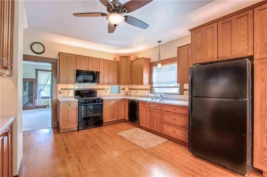 207 Alden Road Rosslyn Farms, PA 15106 - Photo 8 of 25 Gallery Image 8