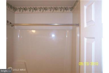3017 Robin Ridge Court Fairfax, VA 22031 - Photo 4 of 19 main full bath