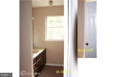 3017 Robin Ridge Court Fairfax, VA 22031 - Photo 10 of 19 Bedroom (Master) bath